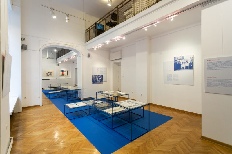 Guided tour at the exhibition “Candilis, Josic, Woods: Structuring the Common; Documents from the Josic family archive”